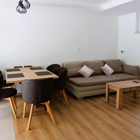 Forestview Apartment Bled Bagian luar foto